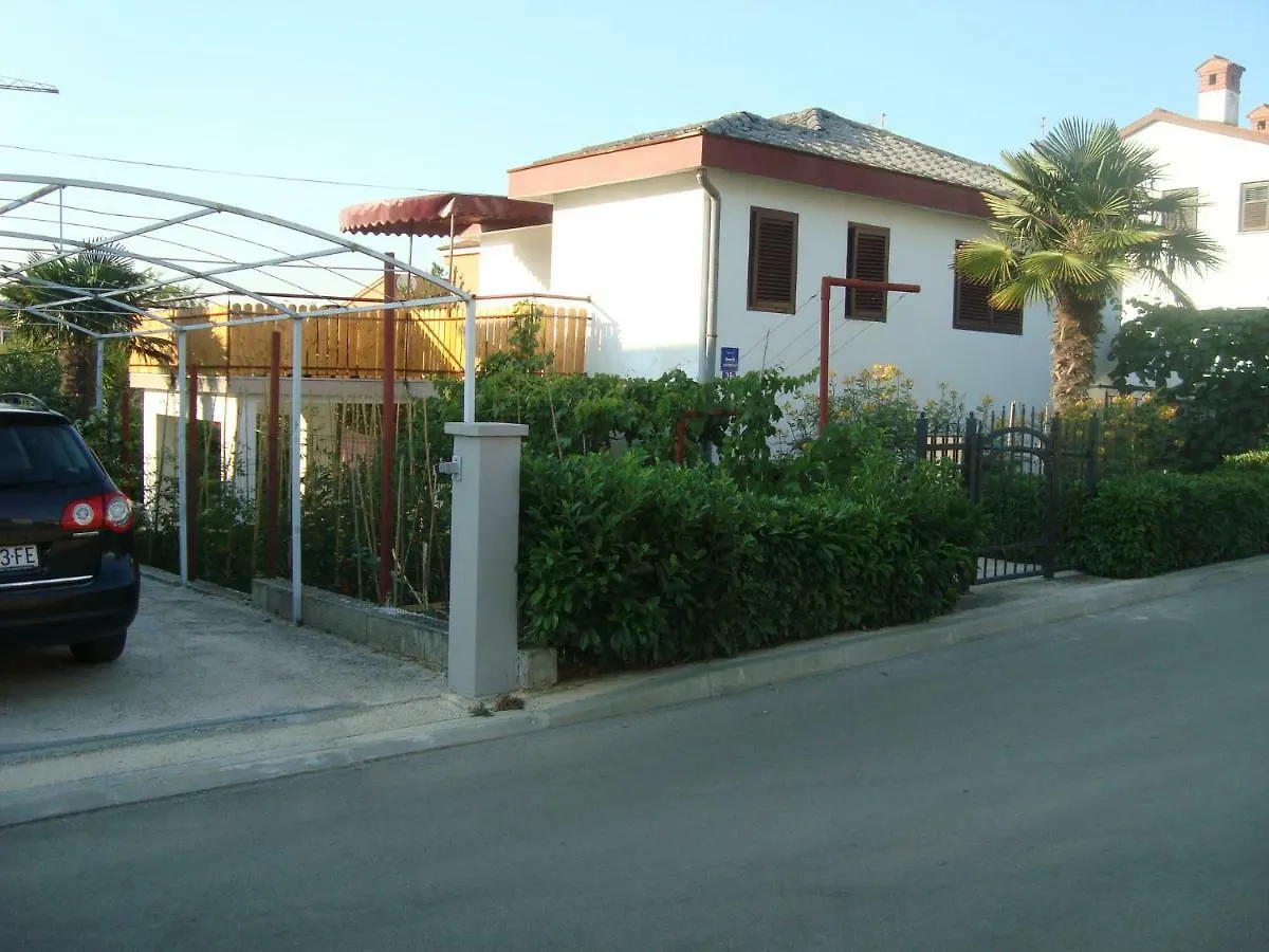 Apartamento Apartman Klara Pjescana Uvala